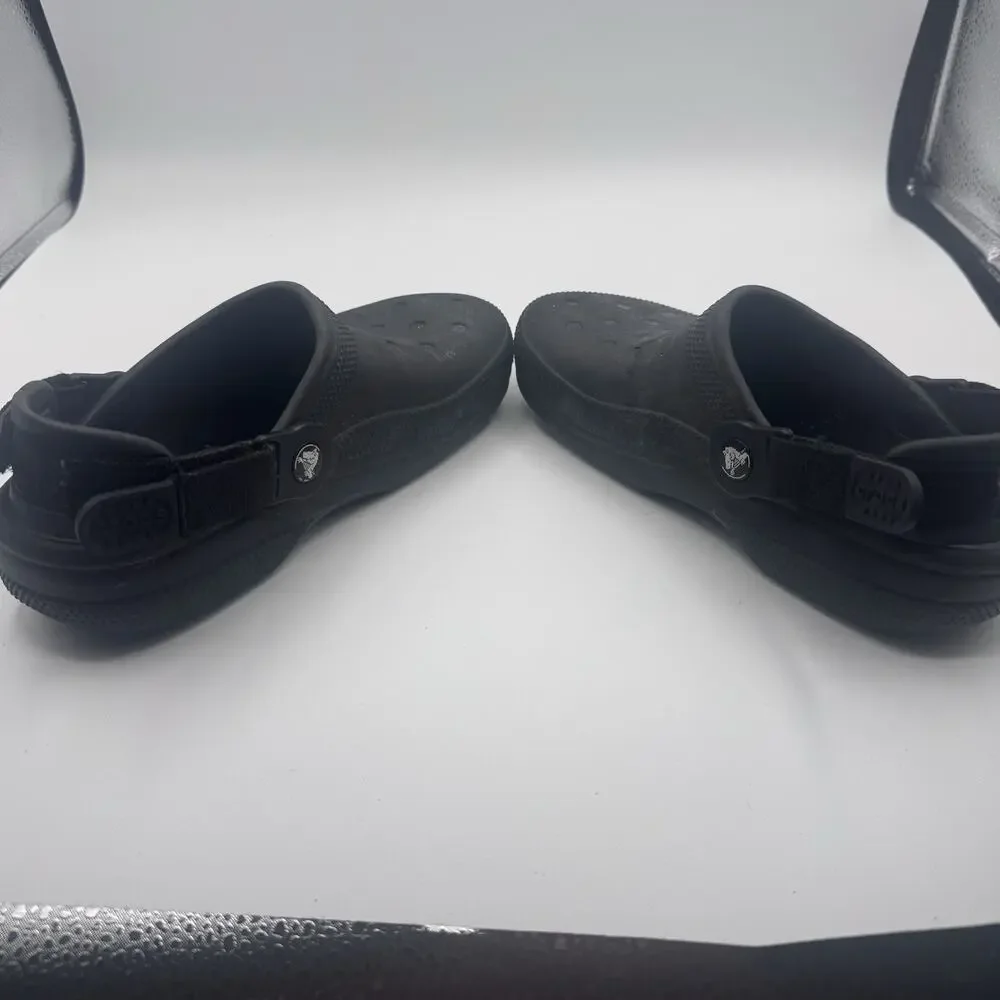 Crocs Classic Black Unisex M4 W6 10001-001 - Very Good Used
